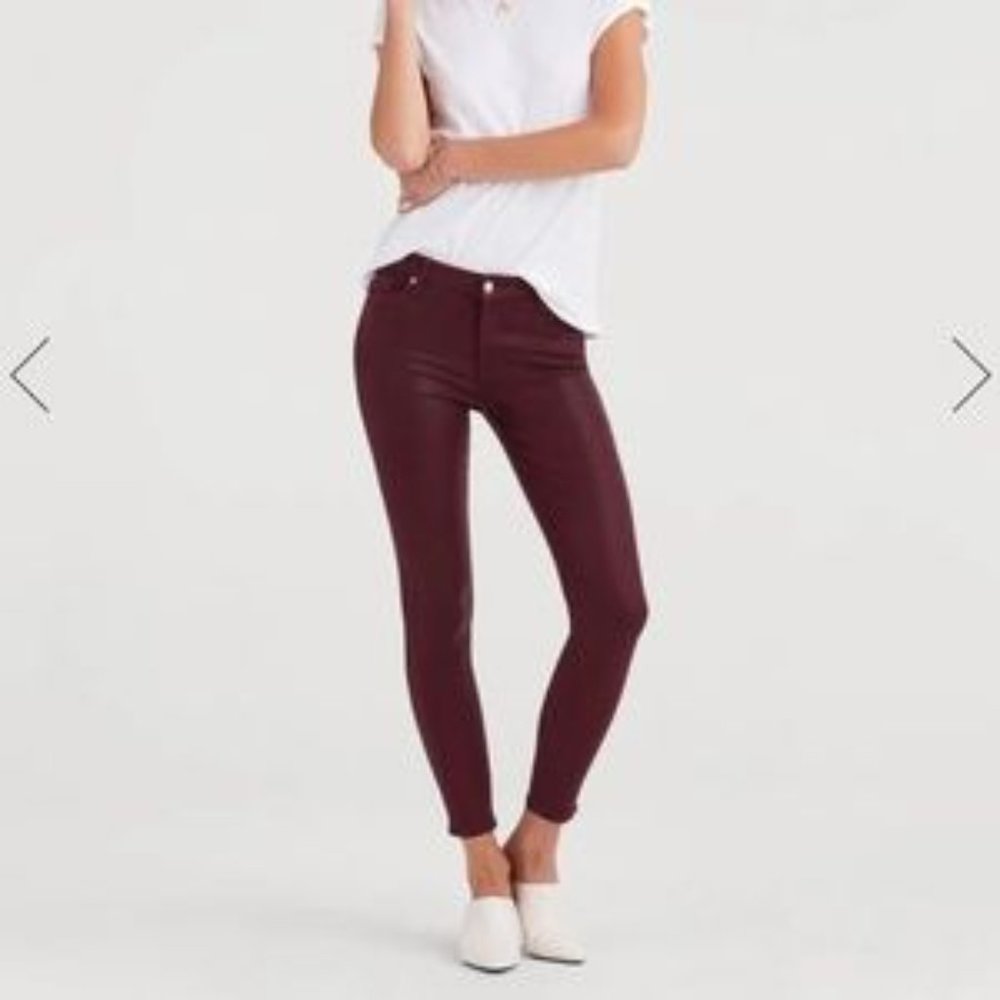 EUC 7 For All Mankind Skinny Coated Bordeaux Ankle Jeans Size 30